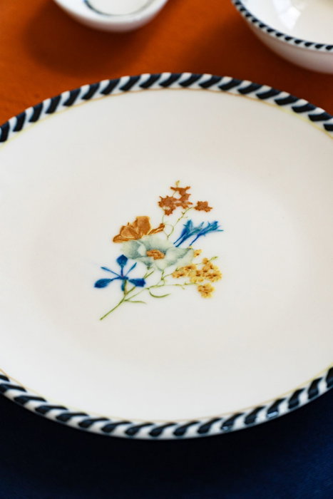 Hermia Set de Desayuno Demet 16 v2 de Porcelana Multicolor